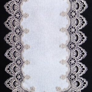 H8139-F2 Gold Lace Oval Placemat, 12 x 18 in.