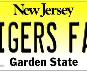 KC-12889 1.5 x 3 in. Tigers Fan Novelty Metal Key Chain