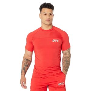 UFC Short Sleeve Crew Neck Tee (Red 1) Men's Clothing